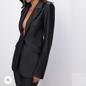 Good American COMPRESSION SHINE SCULPTED BLAZER